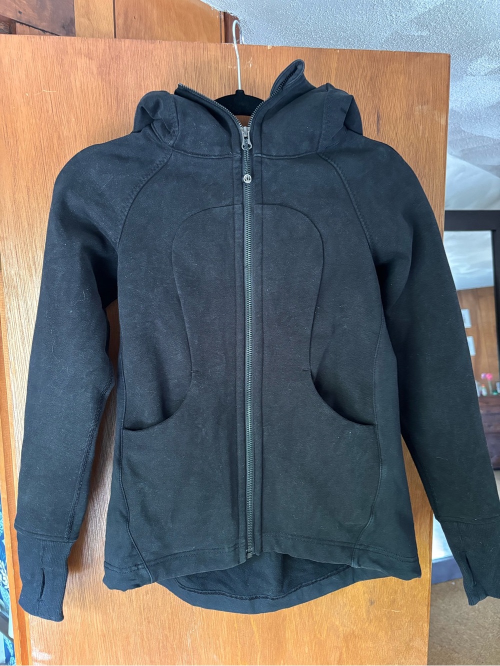 Lululemon Sweatshirt
